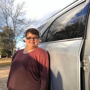 Meet your Posher, Carly